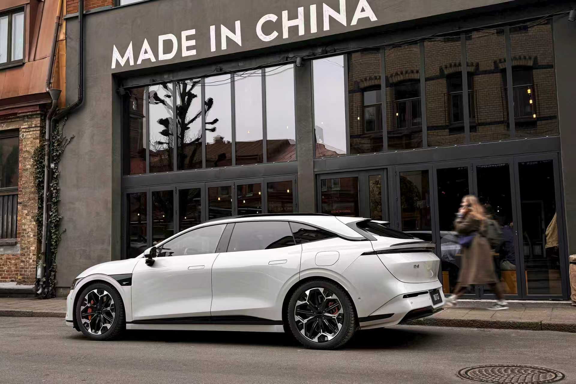 极氪回应焕新007GT售价上尚未定价