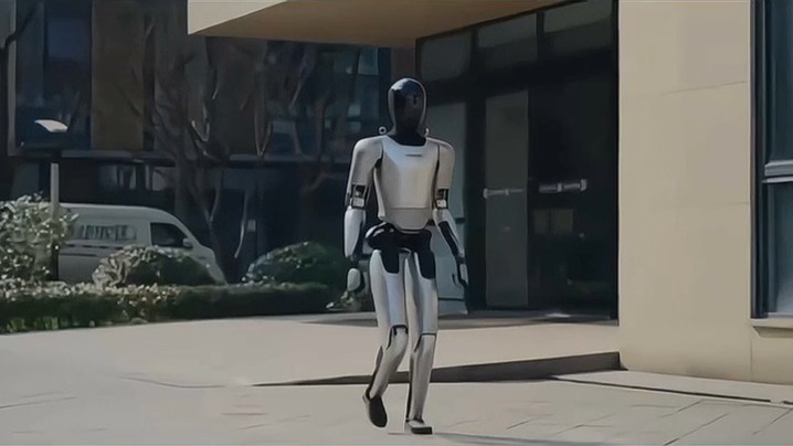 魔法原子高管层焕新完毕,七名关键人物正式就位