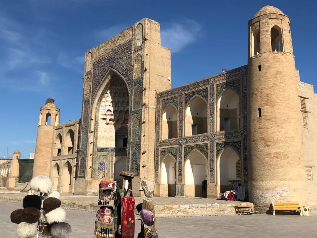 △布哈拉一处宗教学校遗址,标准随地大小卖格局