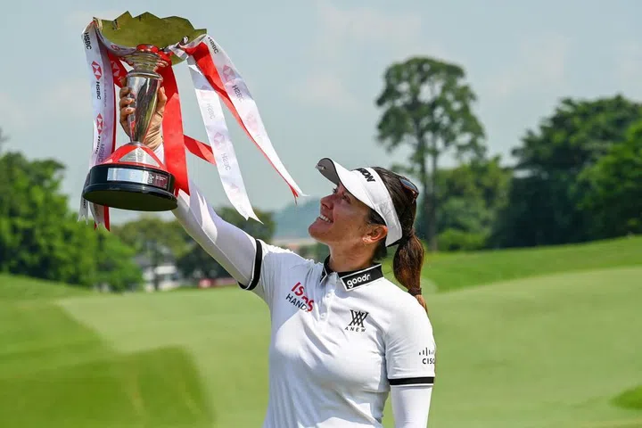 汉娜在汇丰女子高尔夫世界锦标赛中卫冕成功
