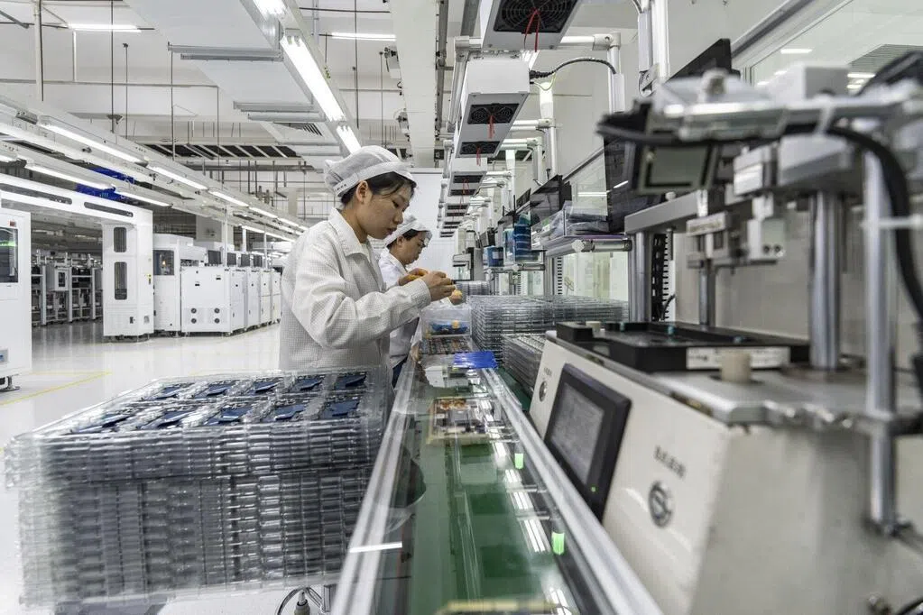 美媒体观察：中国经济全球份额缩减 美中经济差距拉大