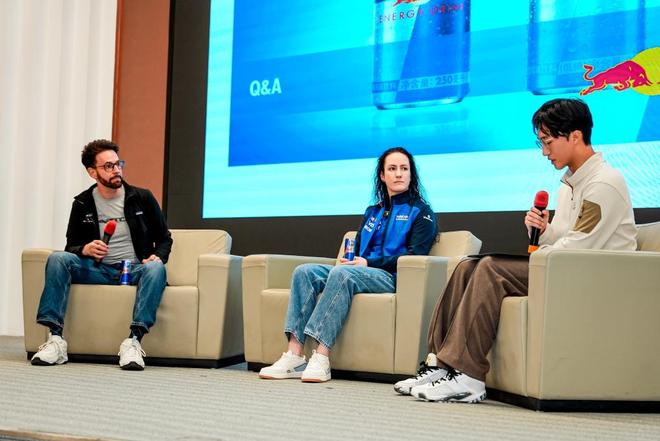 体验上海脉搏：与这支车队同行