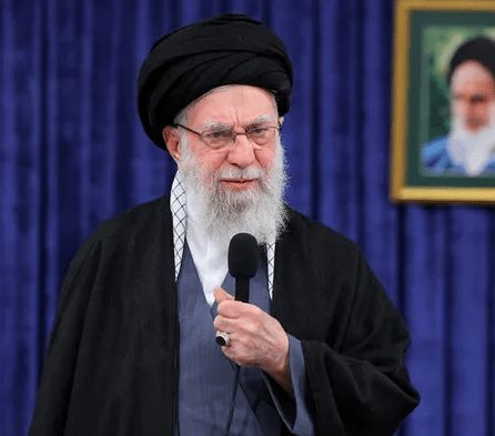 美官员:美以在哈梅内伊与其高级助手举行会议时发动袭击