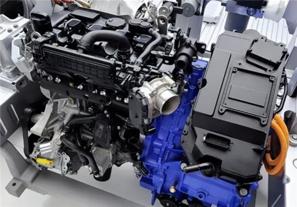 3年衰减40%!司机排队加装电池续命 专家:这些车都是移动炸弹