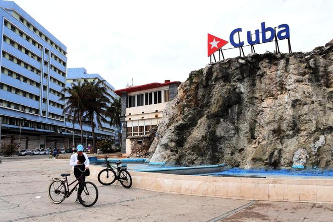 古巴大停电引发抢购潮:光伏产品售罄、海外华人高价购机票回国