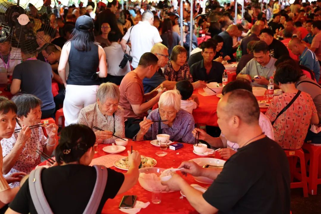 有多少“广东霸总”，为端午龙舟一掷千金？