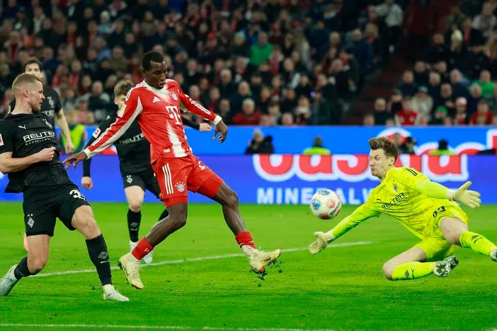 拜仁豪取胜利门兴败北 凯恩缺席未影响榜首地位稳固