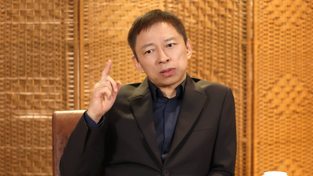 张朝阳解析：为何60公里时速的两车相撞不等同于单方撞墙？