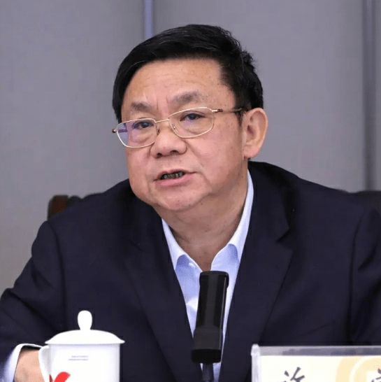 贵州银行前掌门因受贿巨款被判死缓