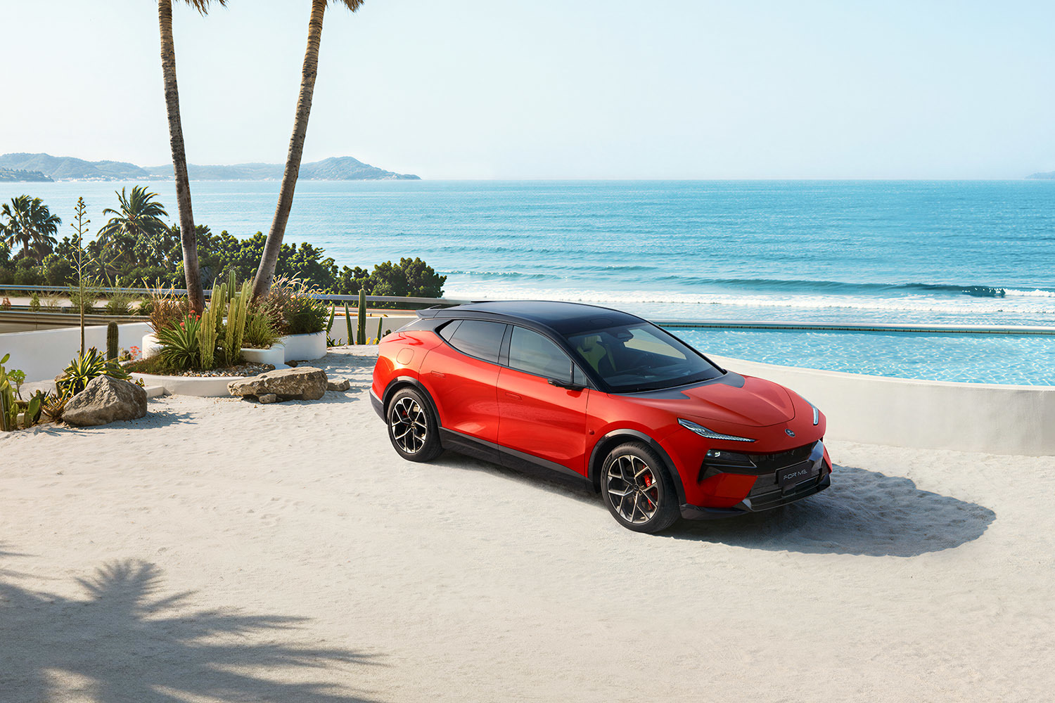 莲花For Me首搭路遥超级混动 952马力/零百3.3秒/指导价50.8万元起