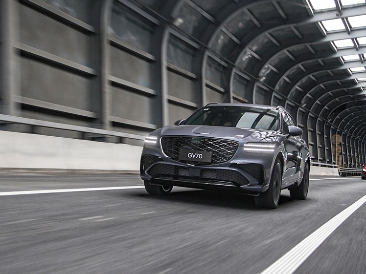 捷尼赛思GV70试驾体验：品质卓越不容错过