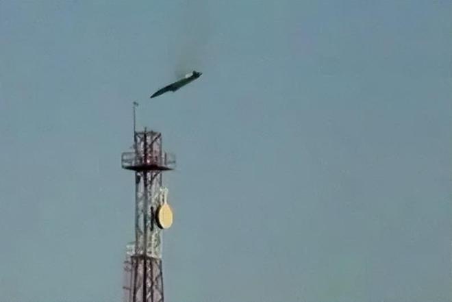 美国“最强导弹”，击落了美国“最强战机”