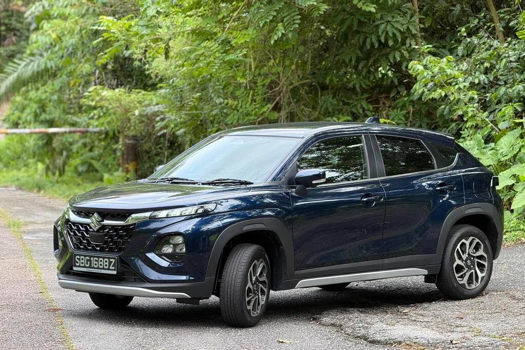 铃木Fronx 逆电而行 轻装上路