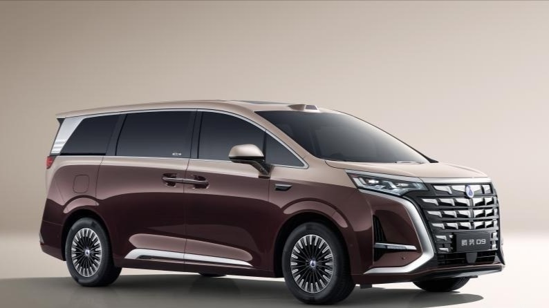 比亚迪第二代腾势D9开启预售,预售价38.98万元起