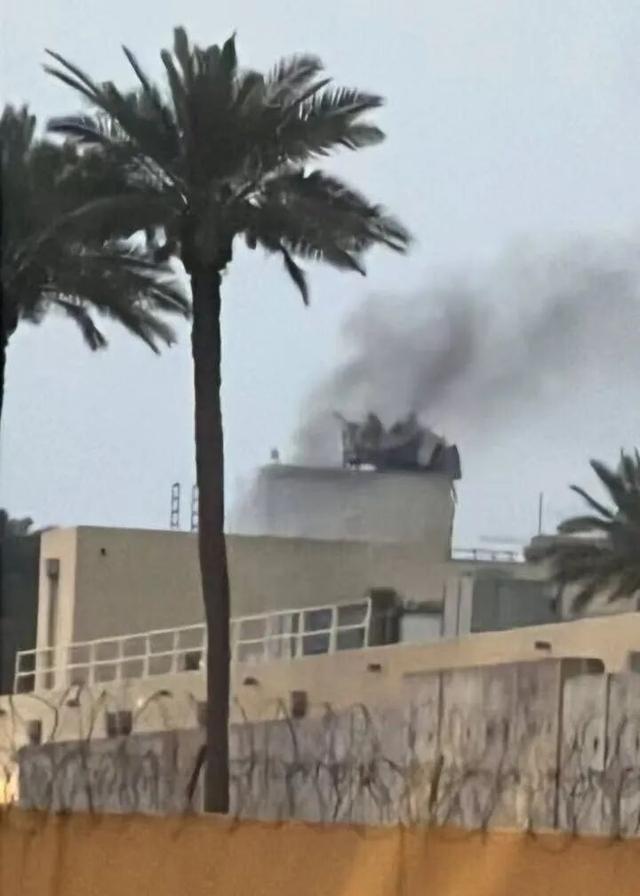 伊拉克巴格达机场内美使馆专用跑道遭火箭弹袭击