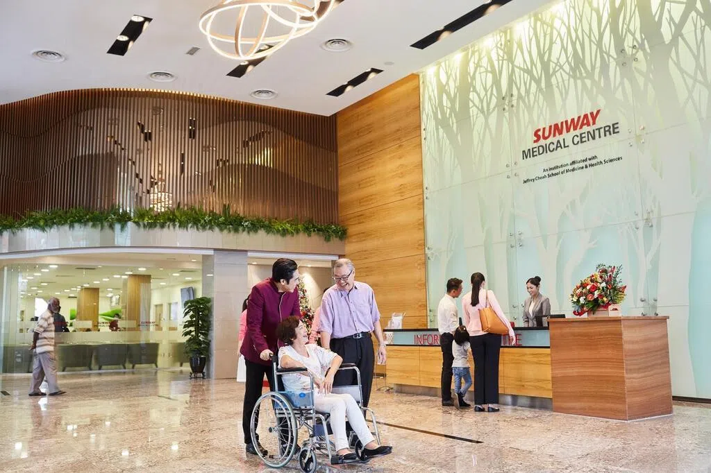 双威医疗保健上市首日股价飙升近28%