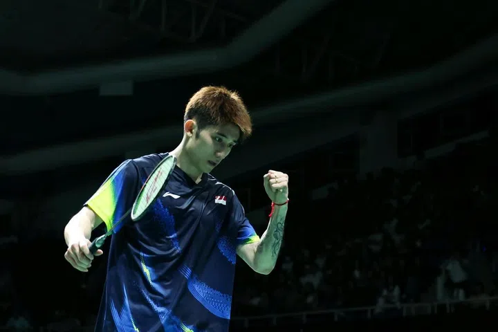 郑加恒击败李梓嘉 成我国在瑞士羽毛球赛唯一代表