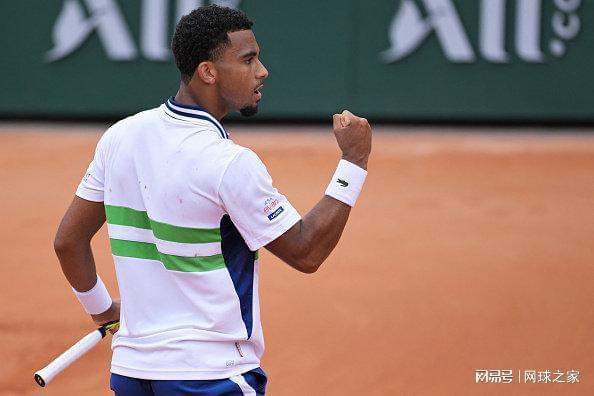 IW男单第三轮看点：兹维有望顺利晋级，辛纳迎战老对手沙波瓦洛夫