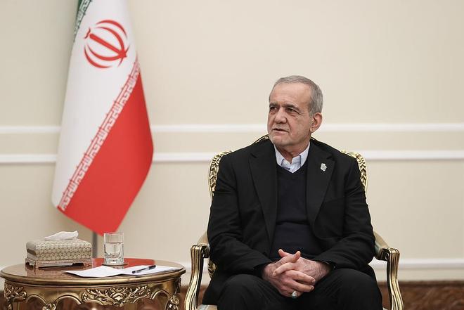 国际新闻早知道丨伊朗最高领袖选举会议将在24小时内举行 多架美军轰炸机飞抵英军基地