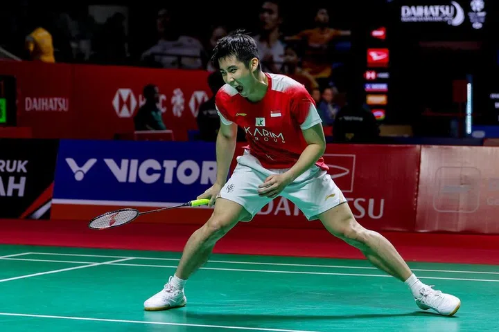 逆转胜奈良冈功大 骆建佑闯全英羽毛球赛16强