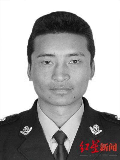 英勇民警37岁追缉逃犯不幸中弹殉职,老同事赞其“凛冽风雪中的不屈脊梁,百姓心中的温暖灯塔”