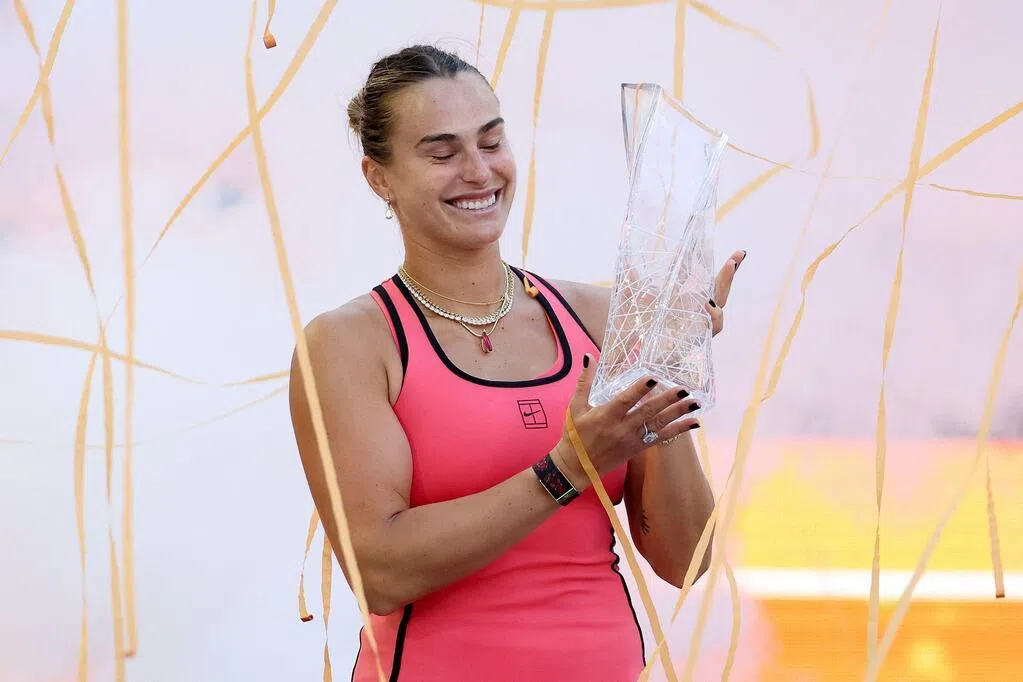 迈阿密决赛胜可可夺冠 阿丽娜实现“阳光双冠”