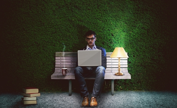 AI大厂月薪3万疯抢文科生 文科就业率正在被AI拯救