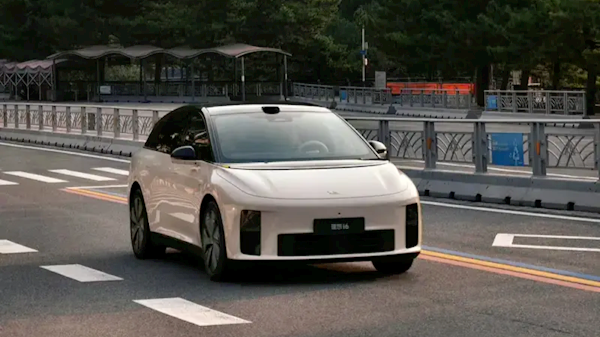 理想再现重磅车型！i6第8万台荣耀下线：纯电战略获验证