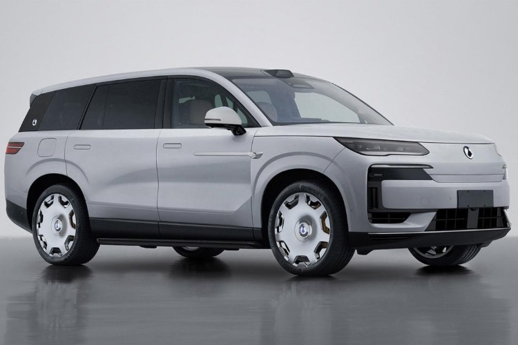 腾势N9新车型亮相 搭载第二代刀片电池及闪充技术 纯电续航达420公里