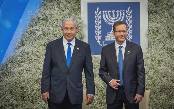 以色列总统表态:尊重特朗普同时强调,当前国家战事紧张,内塔尼亚胡无暇考虑赦免事宜