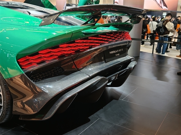 追觅首款SUV概念车首秀:超跑风格外观 辨识度拉满