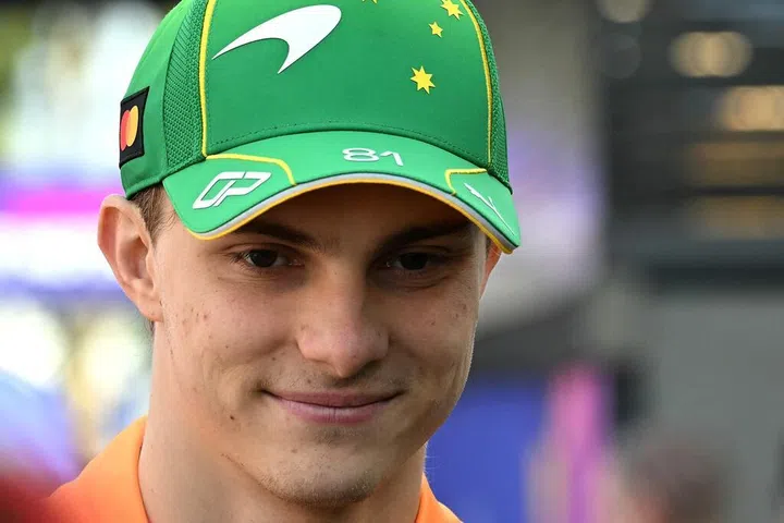 F1澳大利亚站因皮亚斯特里练习赛事故推迟开幕