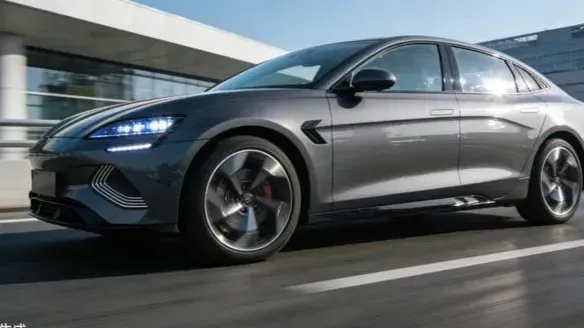 崔东树分析:2026年2月新能源汽车折扣力度升至10.4%,市场回暖明显