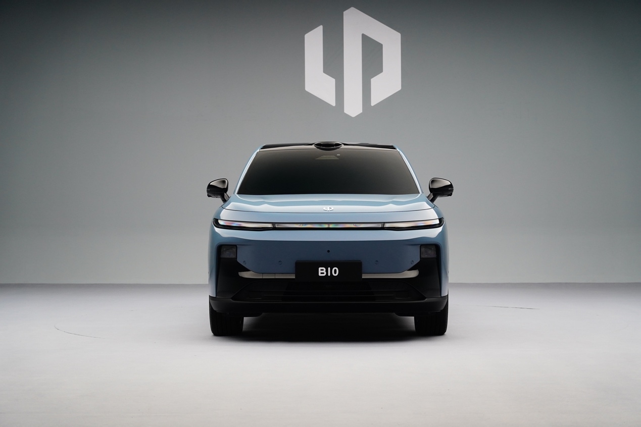 新一代年轻消费者首选的零跑B10设计剖析：新能源SUV新风尚