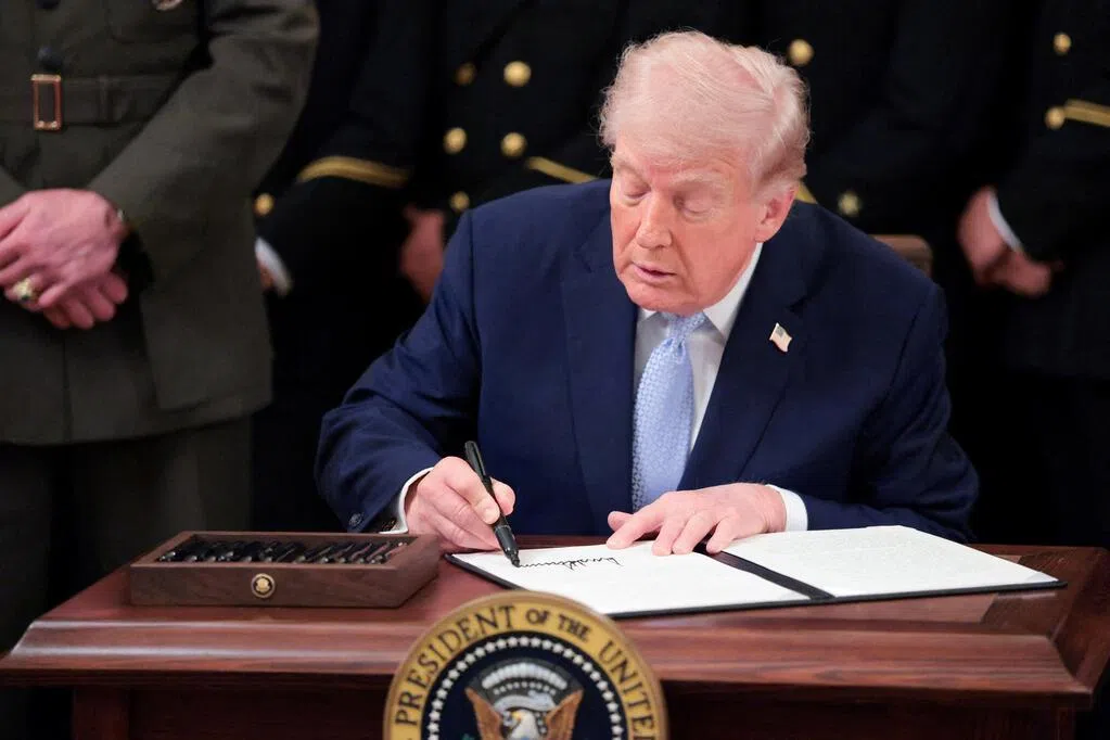 美国总统特朗普通过行政命令 规范大学生运动员的比赛年限与转会规则