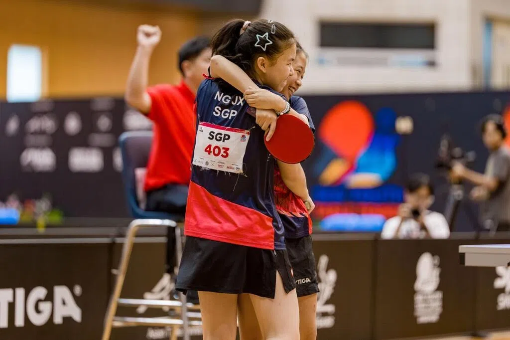 新加坡在东南亚青年乒乓球赛中摘得两金三银佳绩