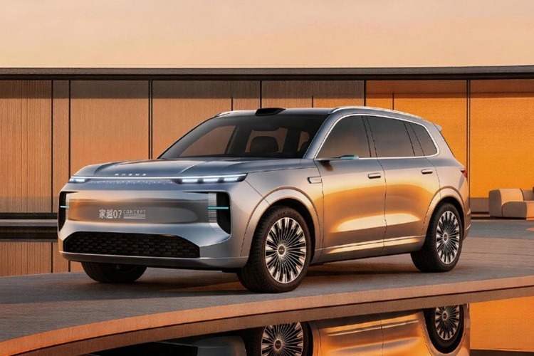 荣威揭晓AI智能座驾“家越”系列 三款车型惊艳登场