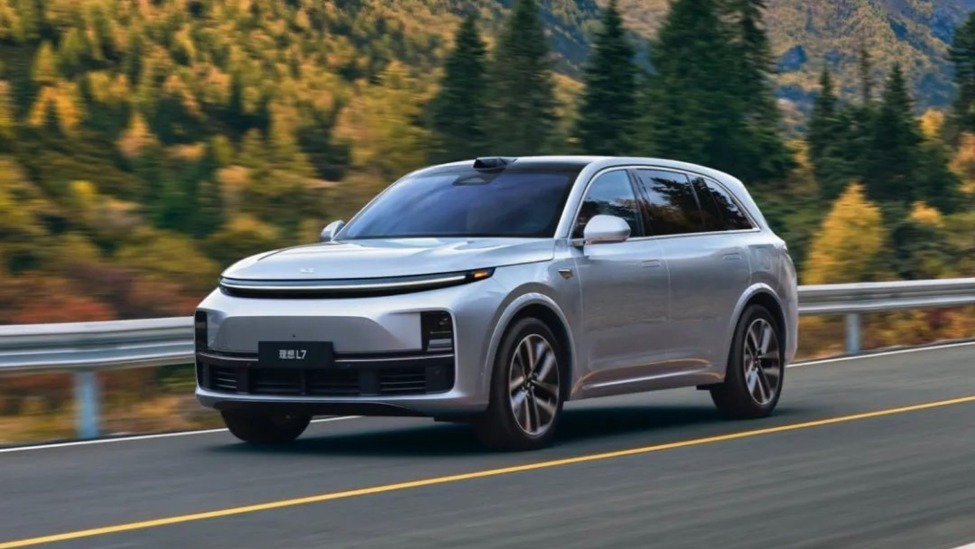 理想汽车联手绿联NAS私有云：语音助手深度融合，断点续播功能上线