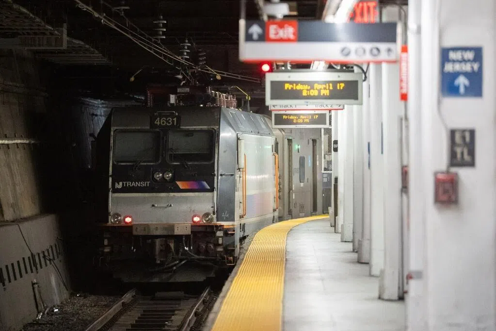 纽约至新泽 Jersey 世杯专列票价暴涨十倍引争议