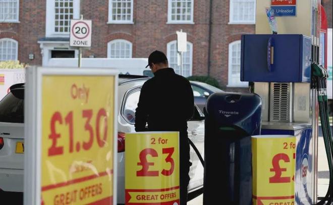 为了阻止伊朗发展“大规模杀伤性武器”,美国亲手给伊朗递过去两件“大规模阻断性武器”