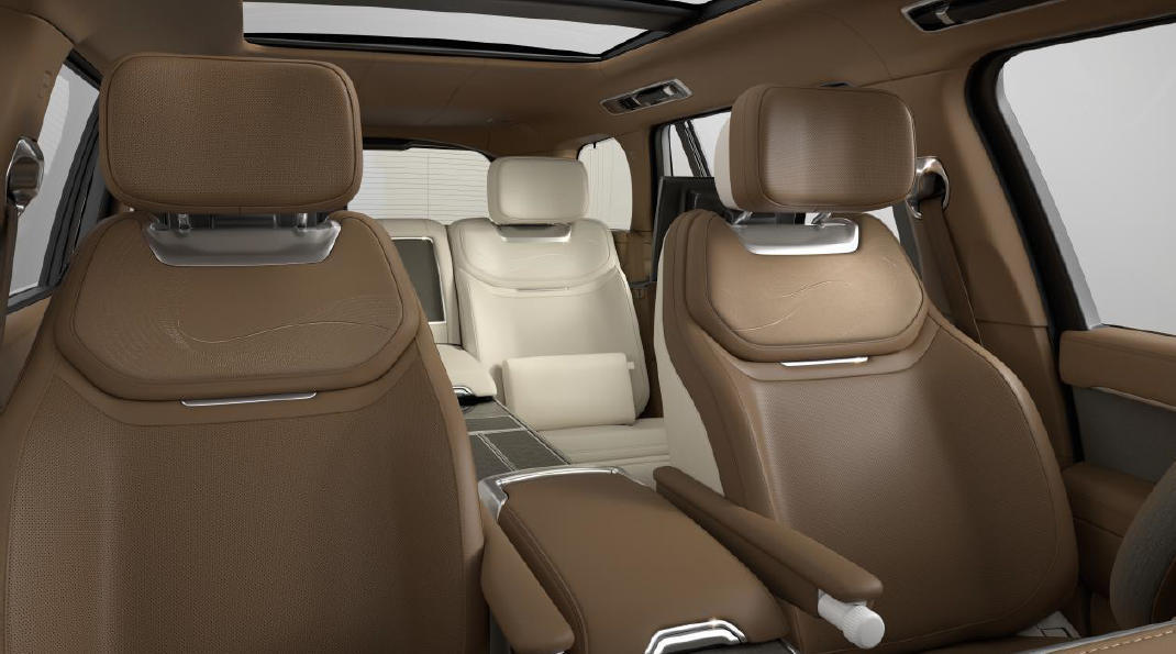 品牌标识焕新/产品体系重塑 2026款揽胜上市售价141.2万元起