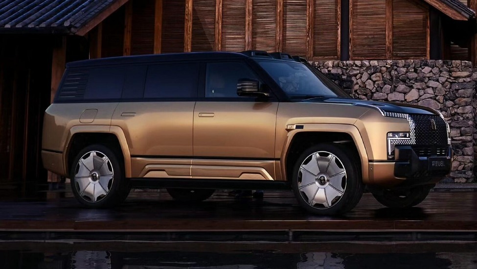 比亚迪将于4月24日在北京车展发布全新仰望U8L四座版车型