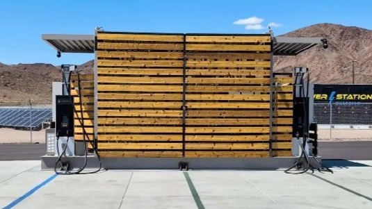PowerStation公司在加州推出全新免费太阳能快速充电站