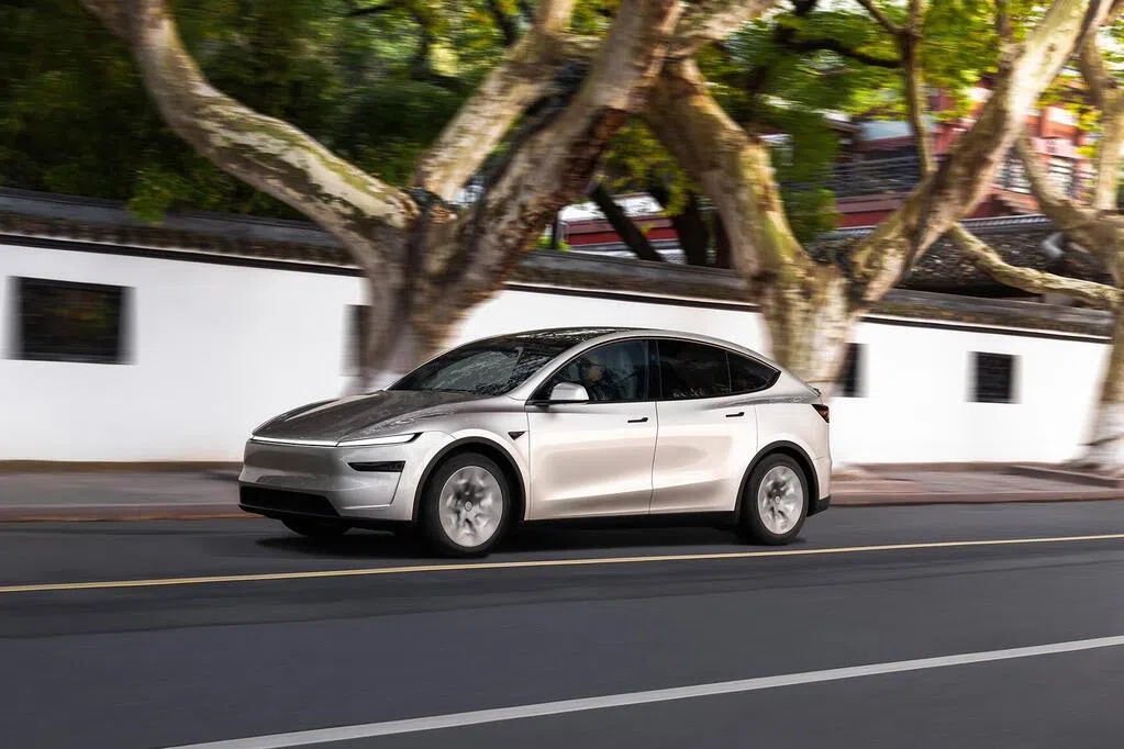 Model Y加长版进军本土大型SUV市场 车身长度逼近5米