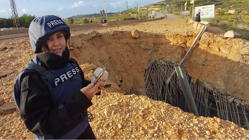 以色列军队袭击黎巴嫩南部导致女性记者丧生 救护车也成攻击目标