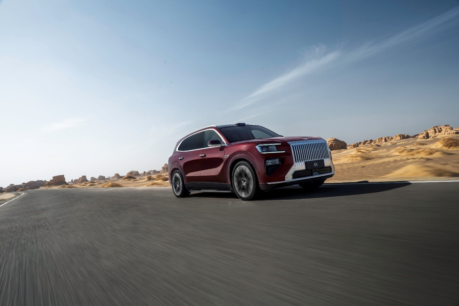 极氪8X上市：搭载舱驾融合超级智能体，限时32.98万元起