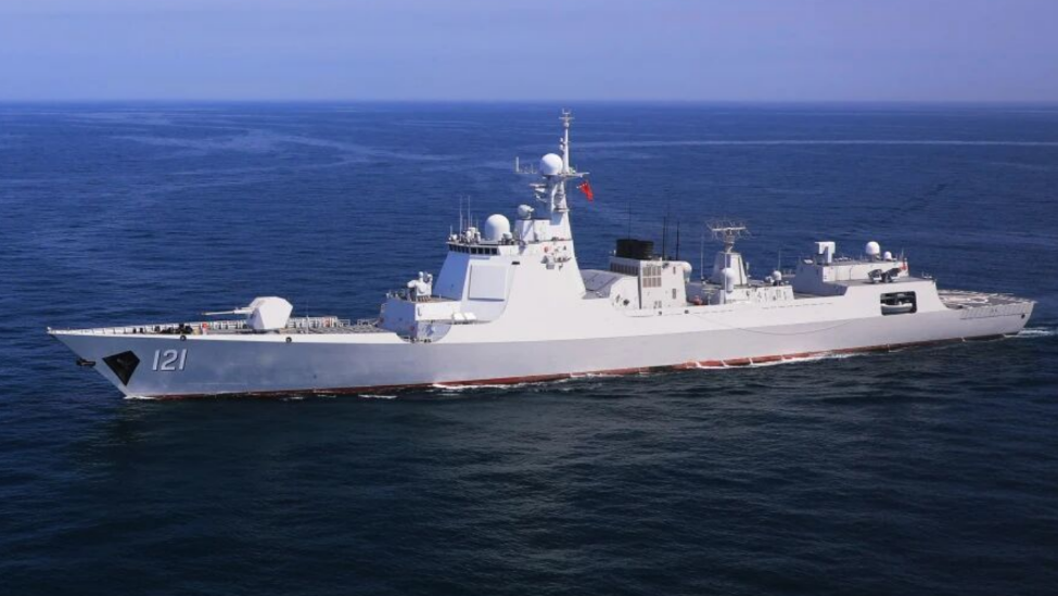 历年最多舰艇型号亮相！海军多艘战舰迎公众参观