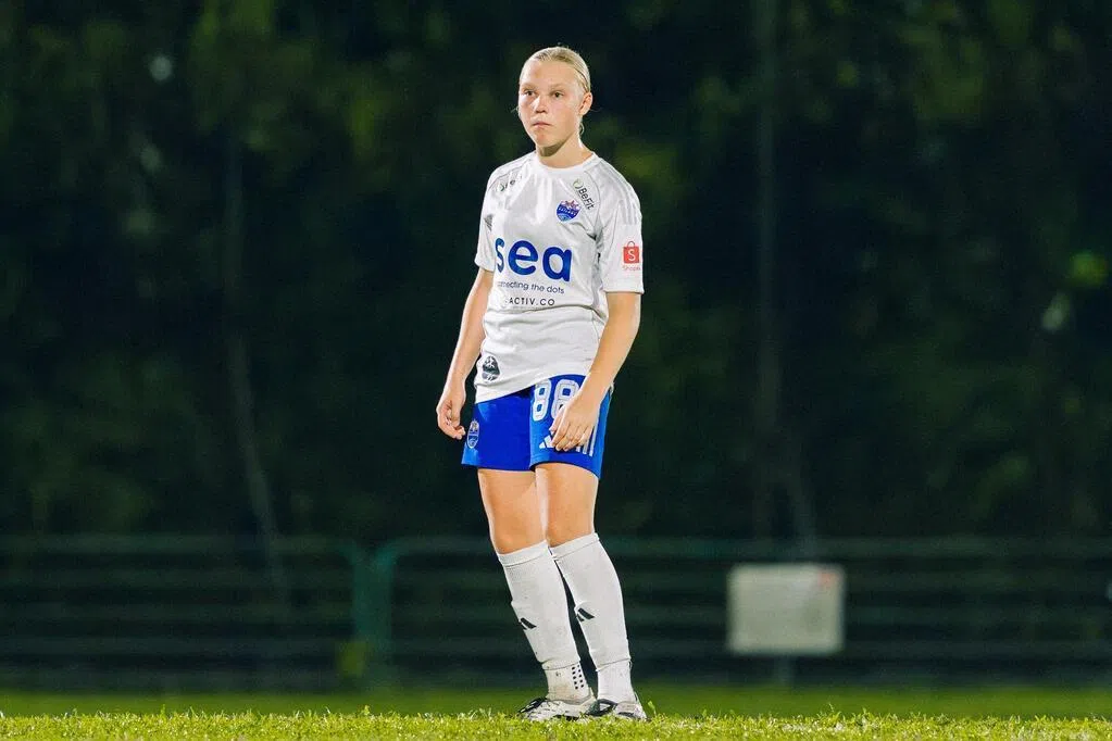 芬兰13岁小将索菲亚刷新狮城水手最年轻登场记录