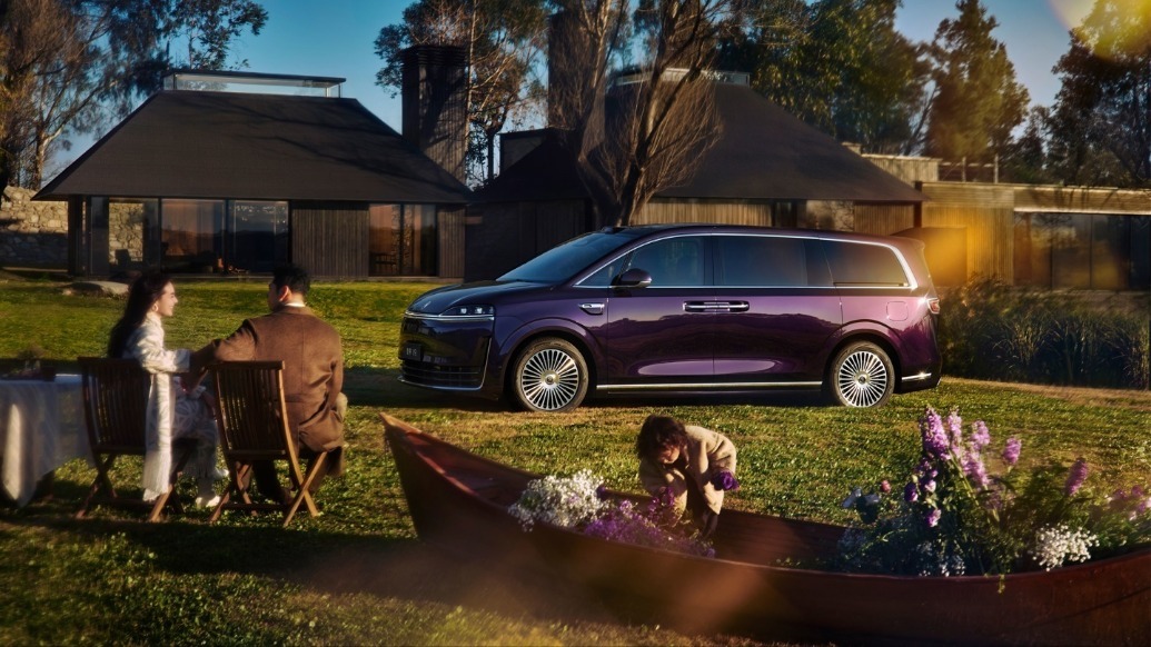 赵长江谈智界V9目标：在大型MPV市场创造更多价值，追求极致性价比