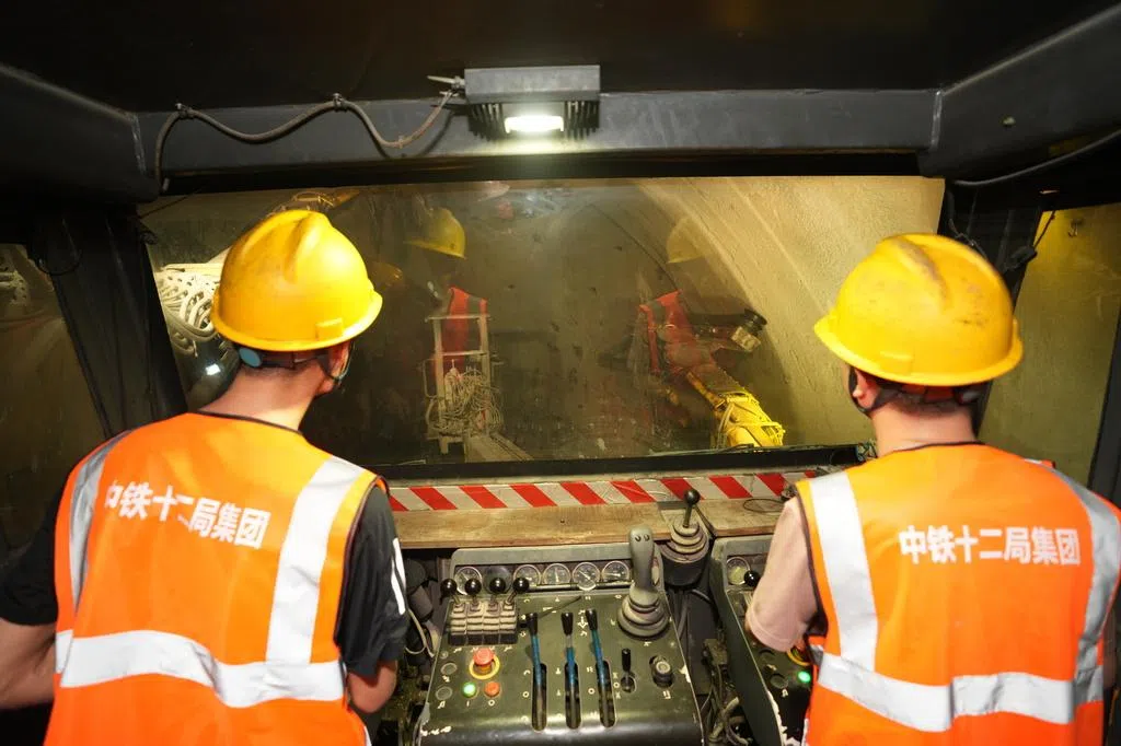 一季度我国铁路固定投资同比增长5.1%